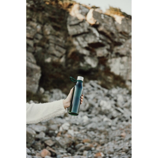 Bidon RPET 800 ml VINGA Lean – ciemnozielony z logo