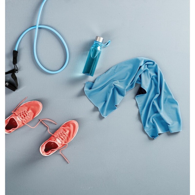 Bidon Tritan VINGA Lean 600 ml – niebieski z logo