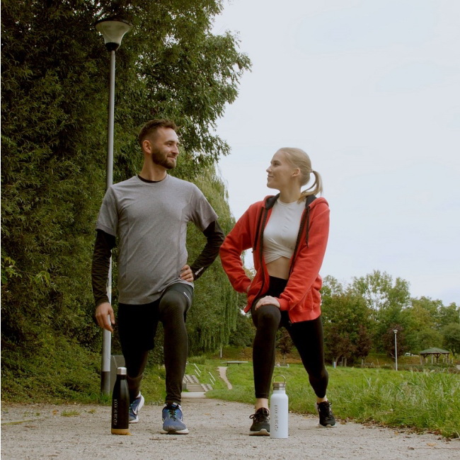 Butelka termiczna 500 ml, stal 18/8, czarna z korkiem