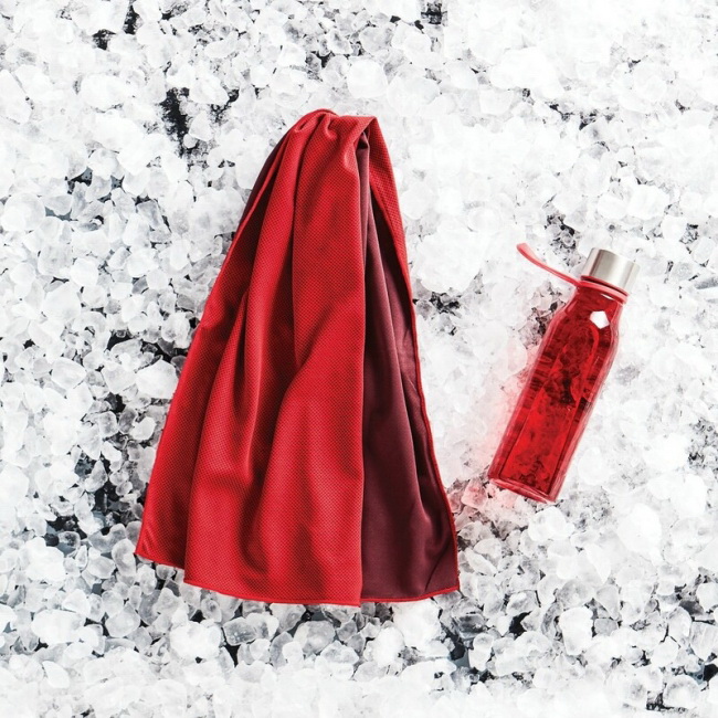 Butelka tritanowa VINGA Lean 600 ml – czerwona