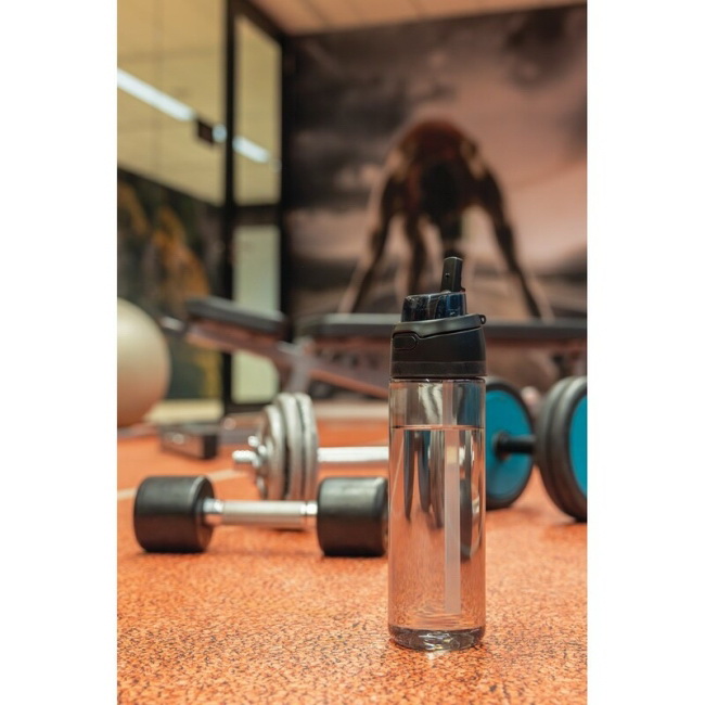 Czarny bidon RPET 800 ml z ustnikiem i uchwytem