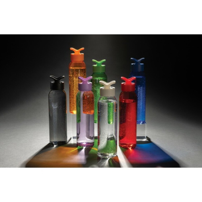 Czerwona butelka RPET 650 ml z miejscem na logo