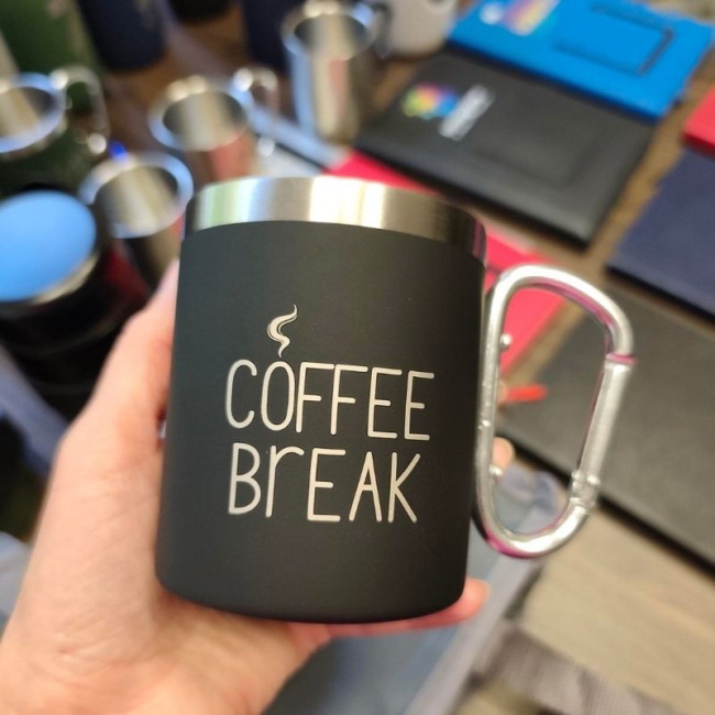 Kubek stalowy 300 ml Magaro czarny z karabińczykiem