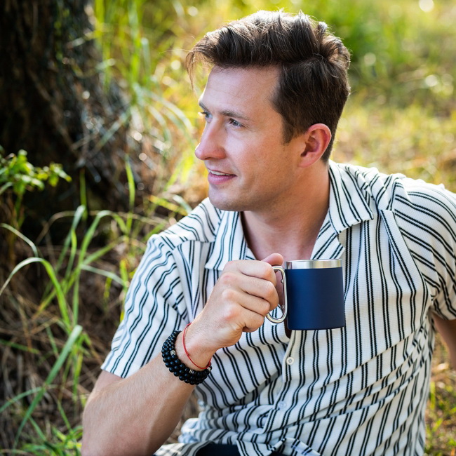 Kubek stalowy 300 ml Magaro granatowy, karabińczyk