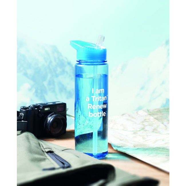 Niebieska butelka Tritan Renew 650 ml z rurką